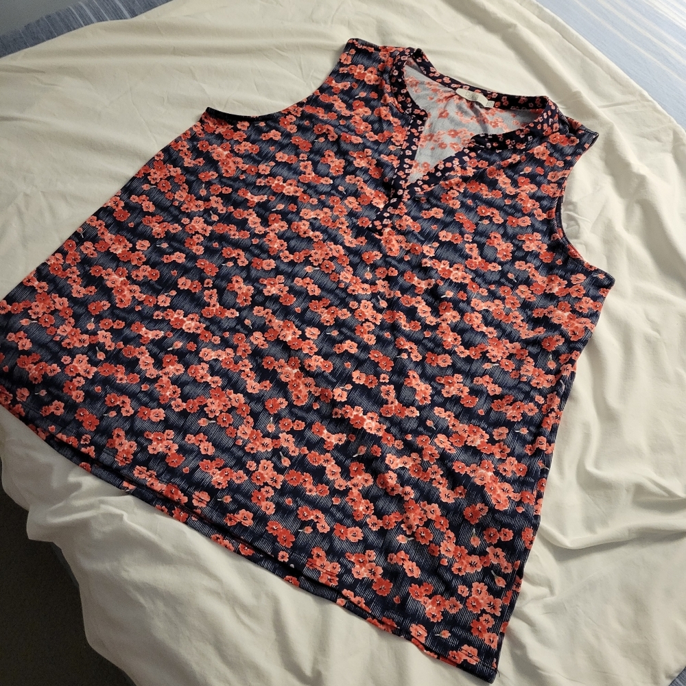 Dalia sleeveless blouse